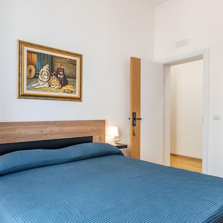 Catania Central Guest House - Rooms With Balcony Bagian luar foto