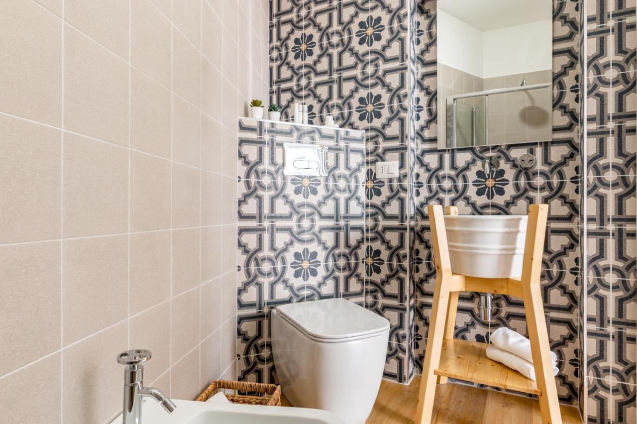 Catania Central Guest House - Rooms With Balcony Bagian luar foto