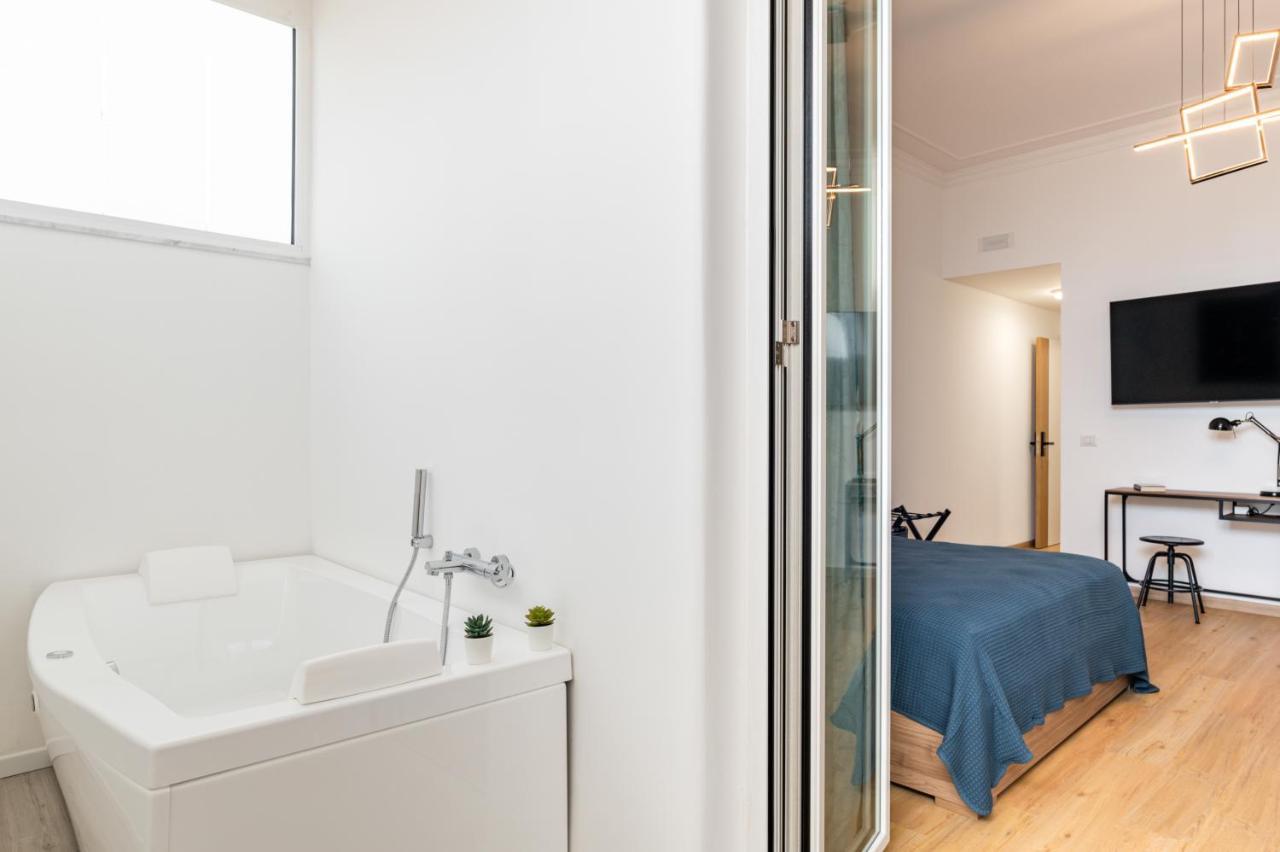 Catania Central Guest House - Rooms With Balcony Bagian luar foto