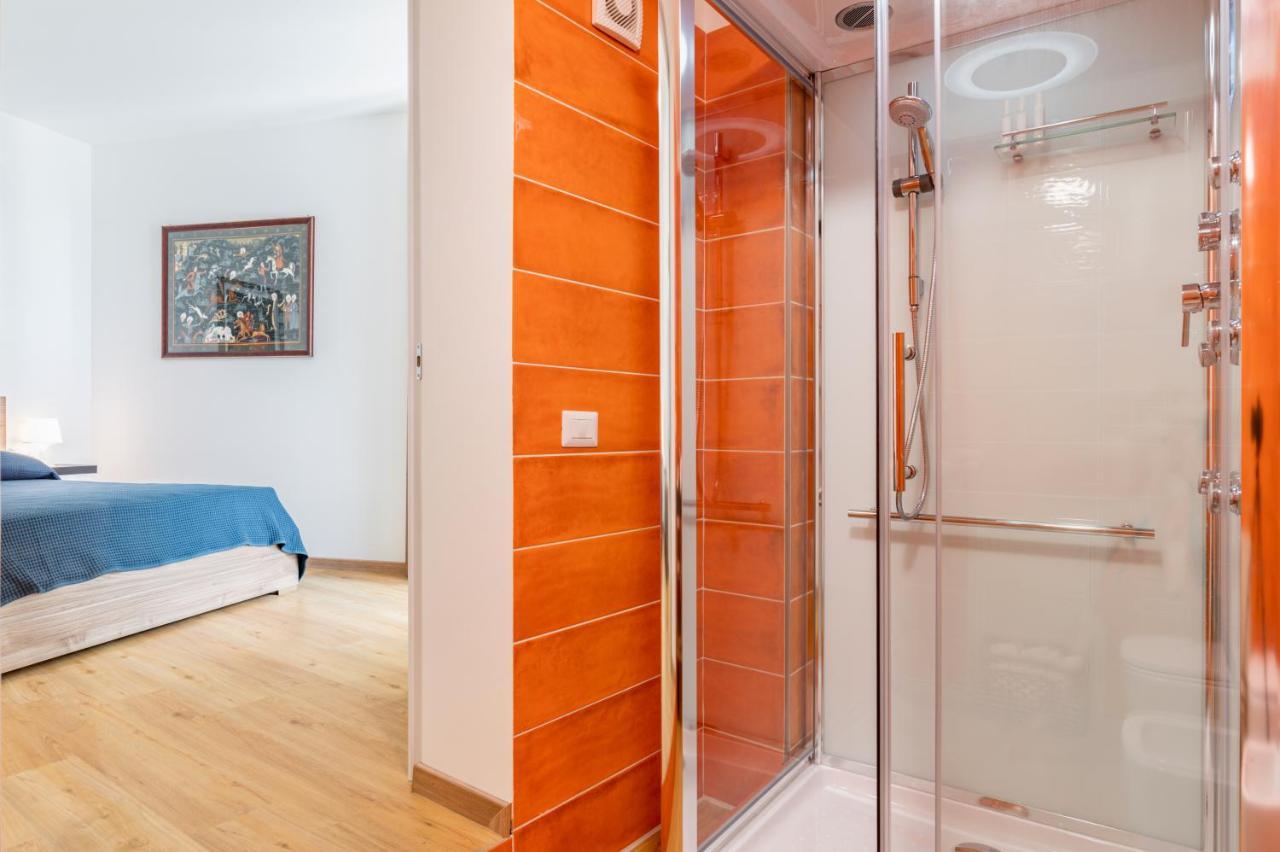 Catania Central Guest House - Rooms With Balcony Bagian luar foto