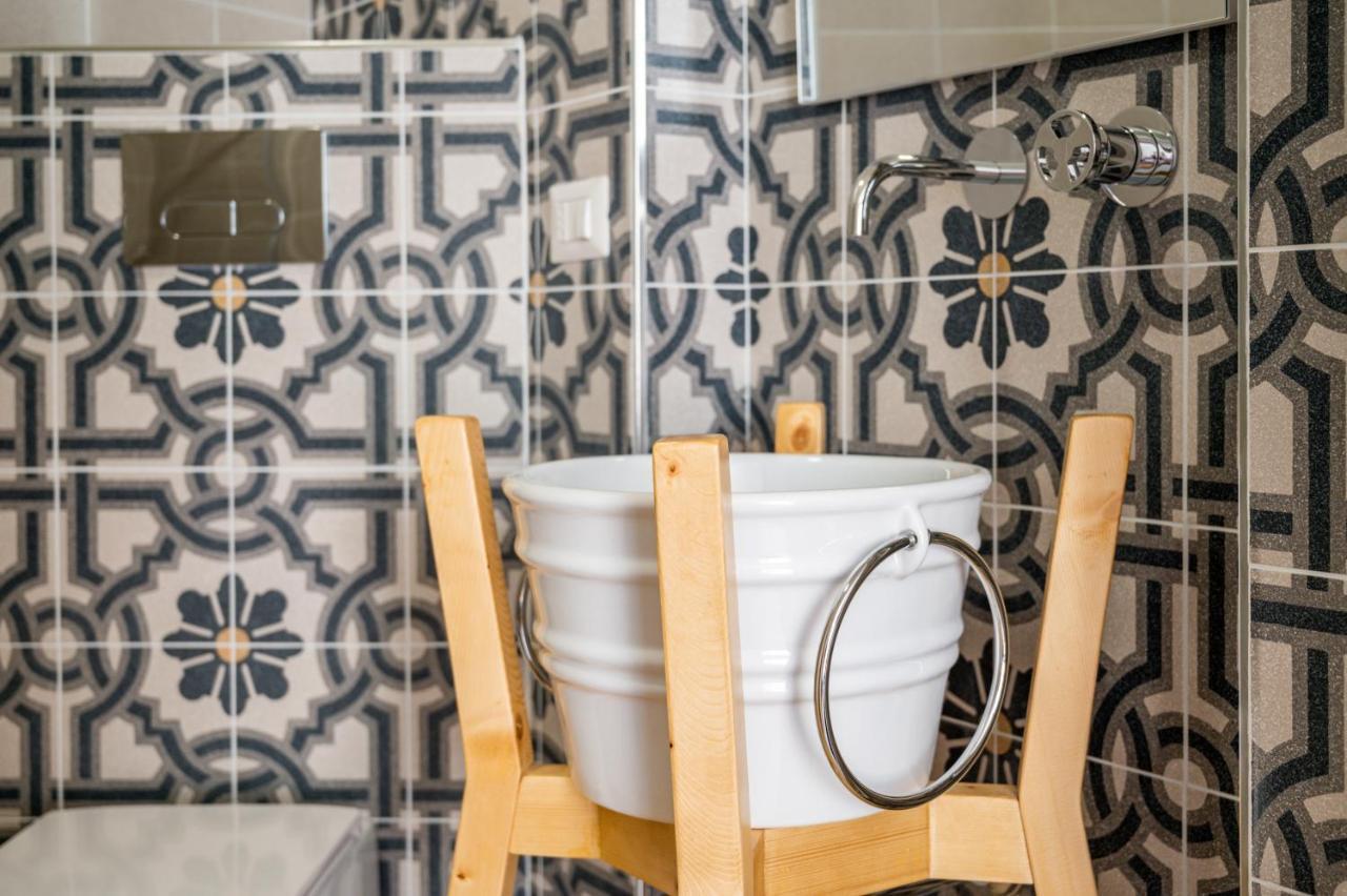 Catania Central Guest House - Rooms With Balcony Bagian luar foto